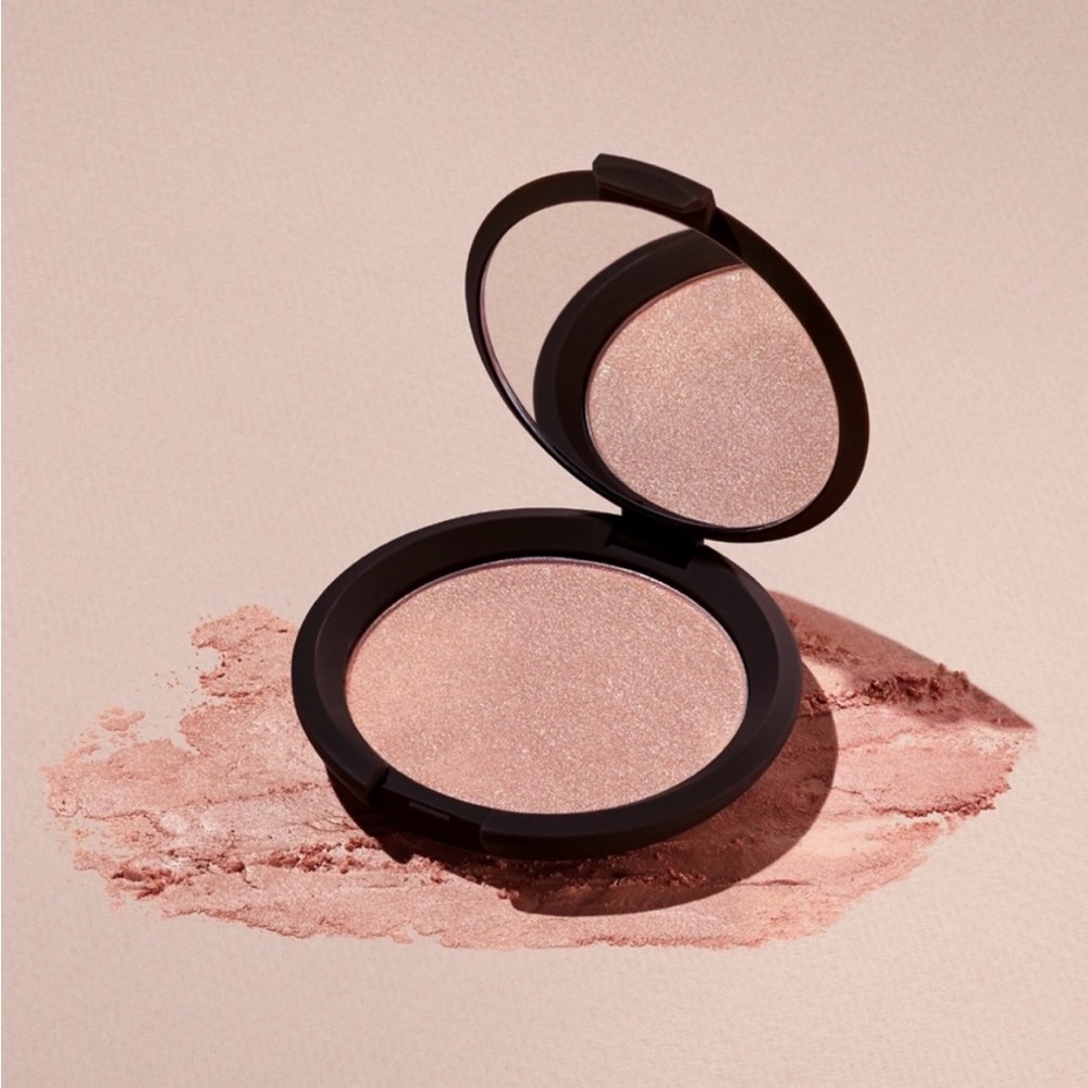 BECCA Shimmering Skin Perfector Pressed Highlighter